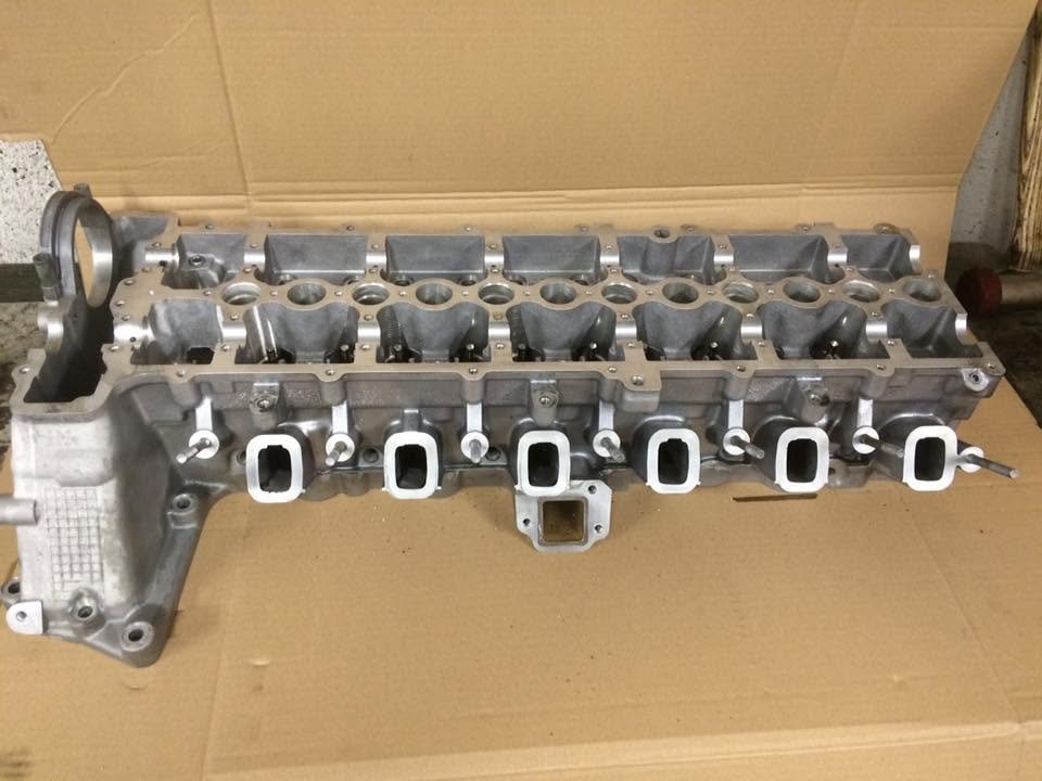 Culasse BMW 6 cylindres, atelier MoteK